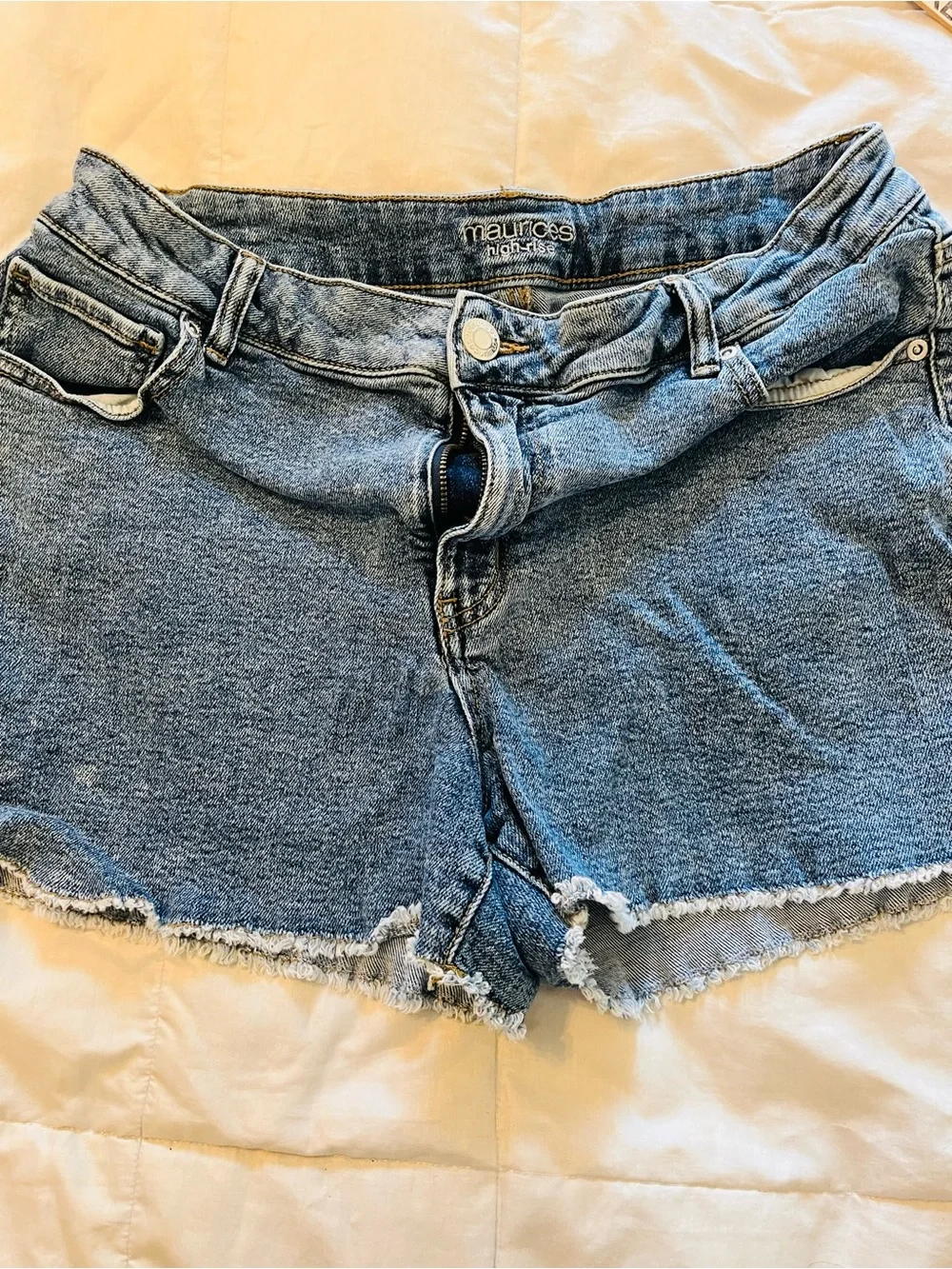 Maurices Light Blue Denim Frayed Hem Jean Shorts